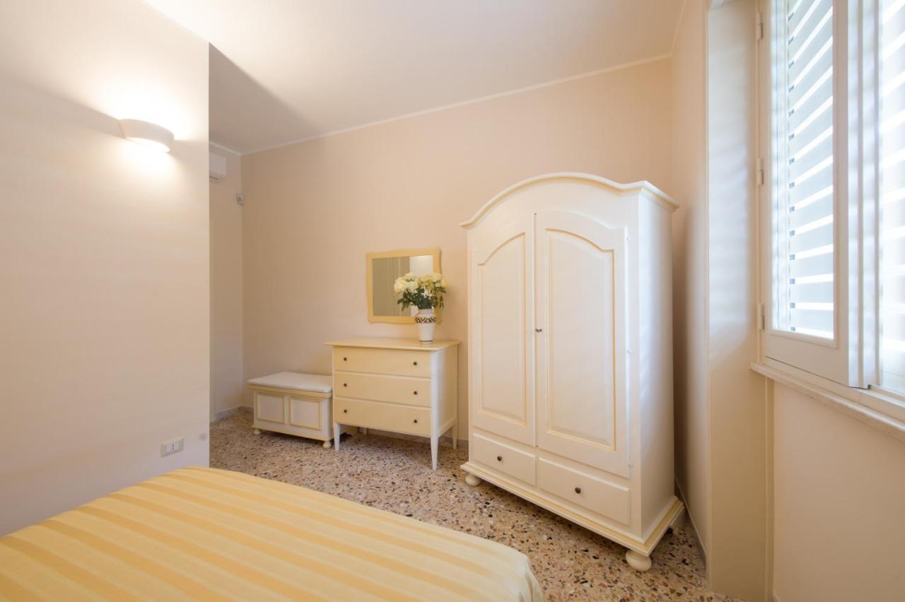 Parco Degli Aranci Bed and Breakfast Cutrofiano Esterno foto